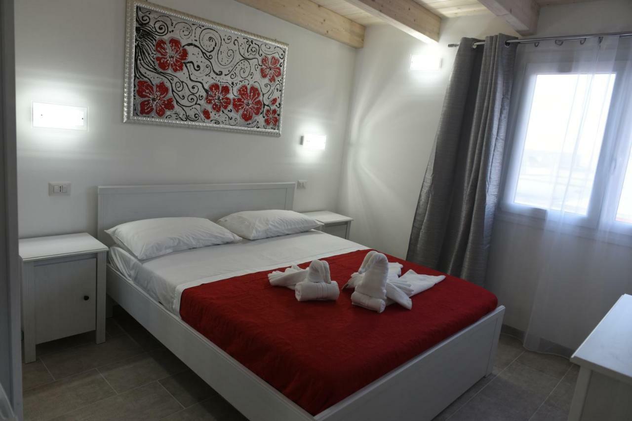 B&B Lady Jolanda ปอร์โตเชซาเรโอ ภายนอก รูปภาพ