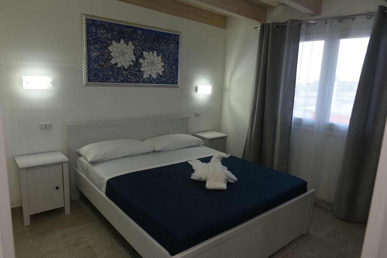 B&B Lady Jolanda ปอร์โตเชซาเรโอ ภายนอก รูปภาพ