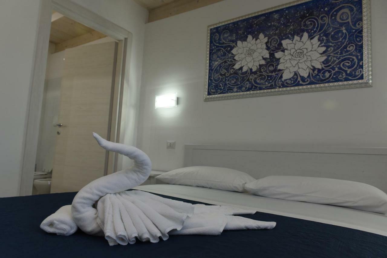 B&B Lady Jolanda ปอร์โตเชซาเรโอ ภายนอก รูปภาพ